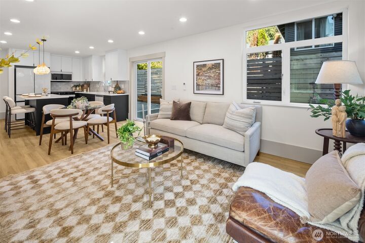 Property Photo:  2935  39th Avenue SW  WA 98116 