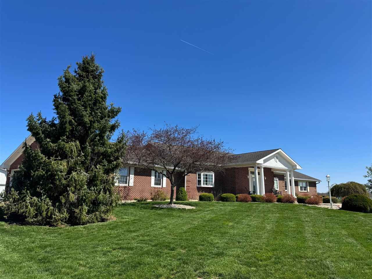 Property Photo:  354 W Farlow Road  IN 47374 