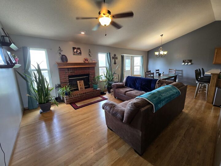 Property Photo:  8841 N Hidden Lane  KS 67147 