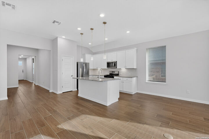 Property Photo:  10511 Briceway Bay  TX 78254 