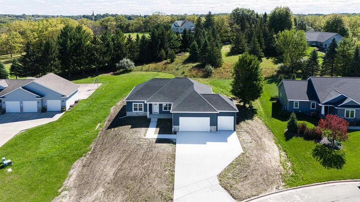 Property Photo:  333 Drumlin Loop  WI 54971 