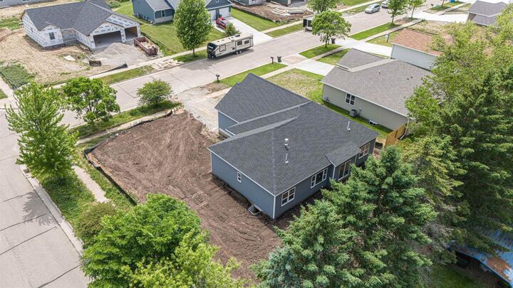 Property Photo:  442 Village Lane  WI 54971 