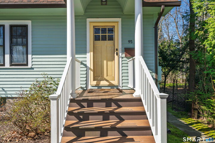 Property Photo:  95 Garden Street  CT 06109 