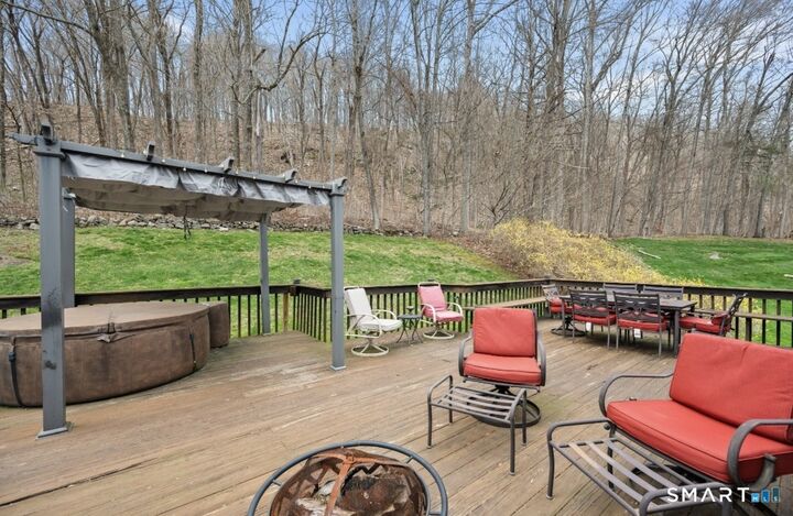 Property Photo:  35 Mountain Edge Court  CT 06410 