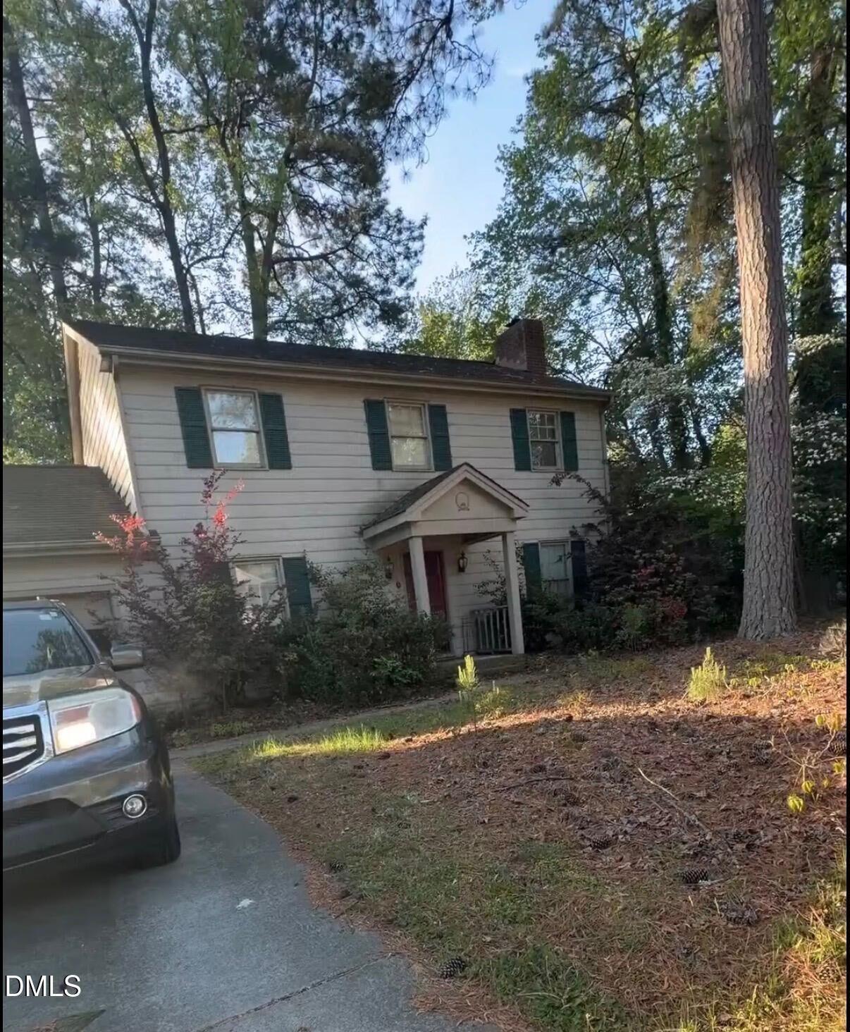 Property Photo:  1002 Apache Lane  NC 27502 