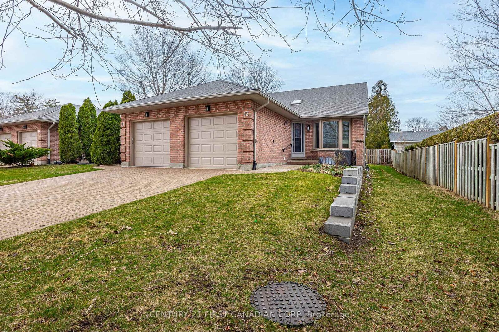 Property Photo:  90 Ontario Street S 12  ON N0M 1T0 