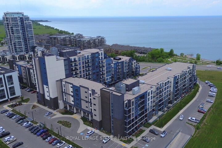 Property Photo: 16 Concord Place 145 ON L3M 0J1