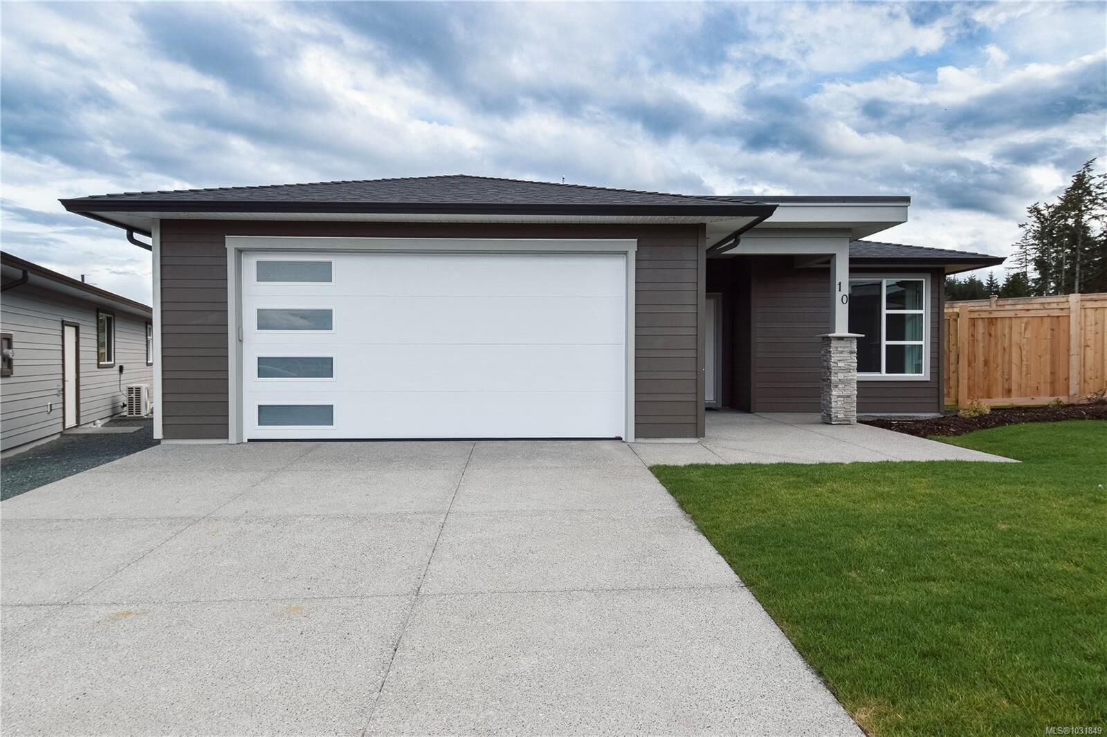 Property Photo: 457 Arizona Dr #13 BC V9H 0E4