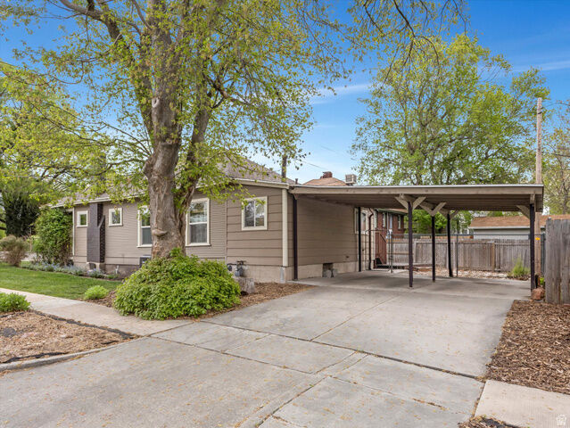 Property Photo:  2526 S 900 E  UT 84106 