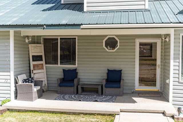 Property Photo: 260 N Church St UT 84526