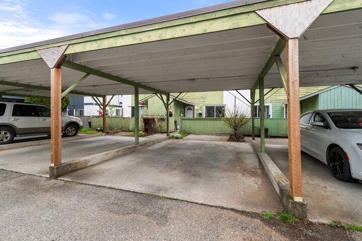 Property Photo: 9342 Hazel Street 7 BC V2P 5N2