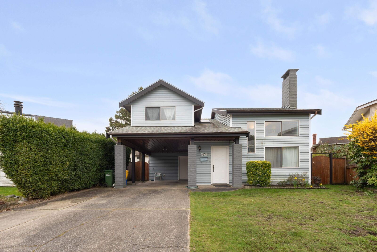 Property Photo:  9241 Kingsley Court  BC V7A 4V8 