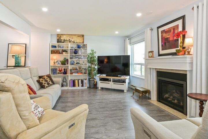 Property Photo: 2475 Emerson Street 20 BC V2T 4W5
