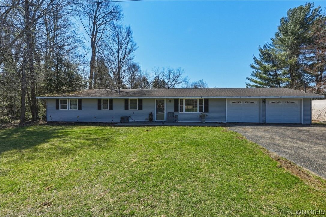 Property Photo:  11609 Grove Street  NY 14042 