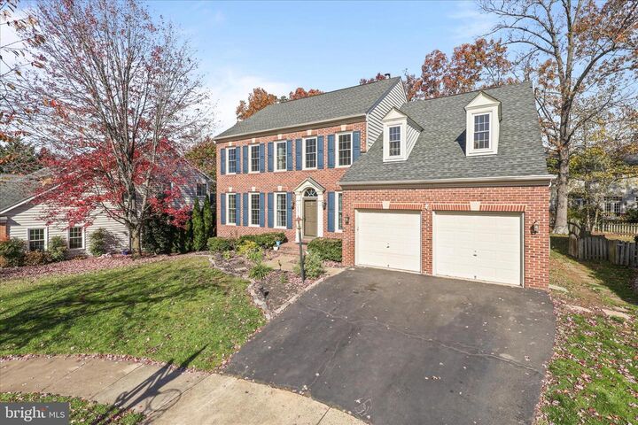 Property Photo:  43312 Hagen Court  VA 20152 