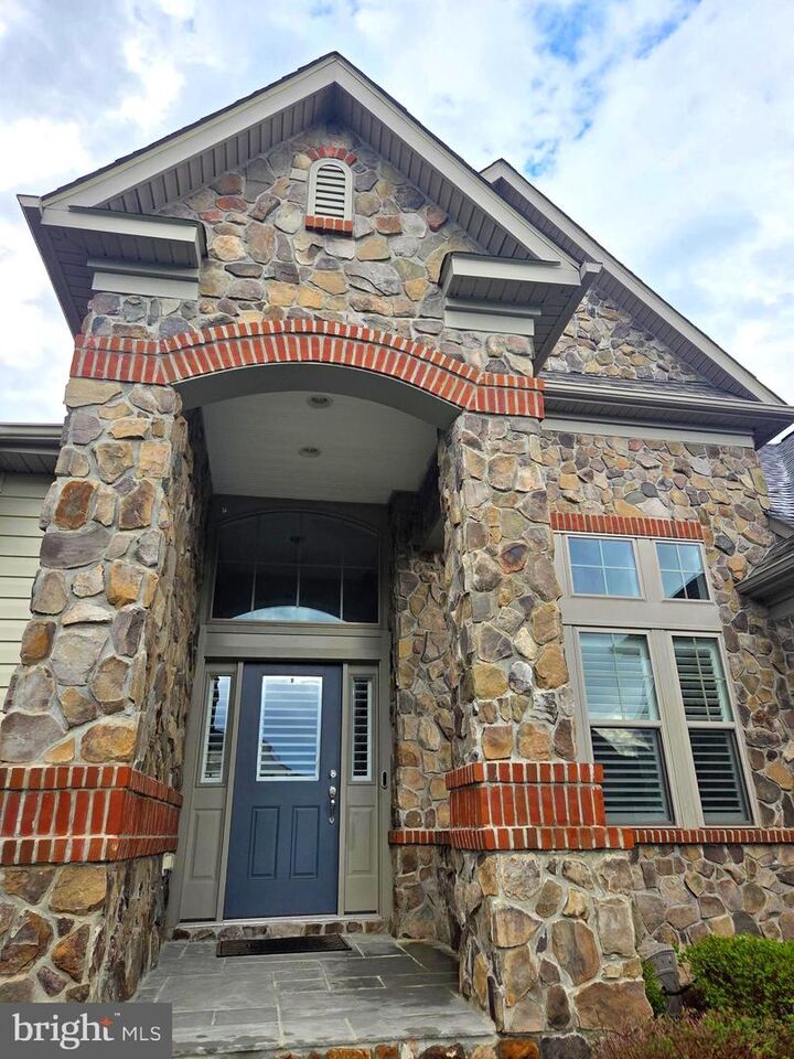 Property Photo: 63 Potomac Crossing Street WV 25414