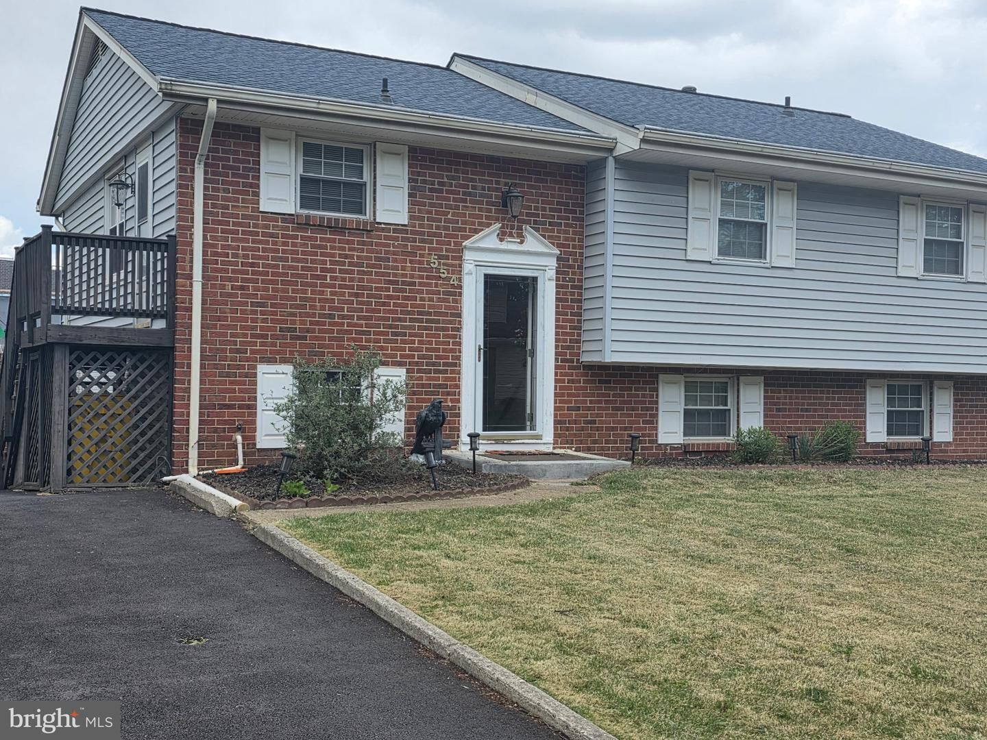 Property Photo:  554 Lanny Court  MD 21108 
