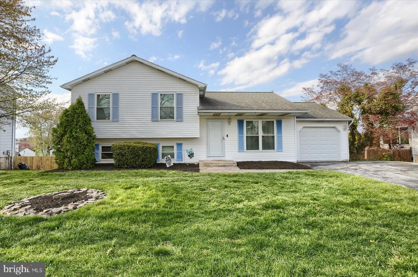 Property Photo:  6250 Ann Street  PA 17111 