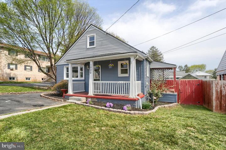 Property Photo: 1020 Chambers Street PA 17113