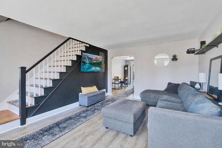 Property Photo:  437 Park Drive  PA 19036 