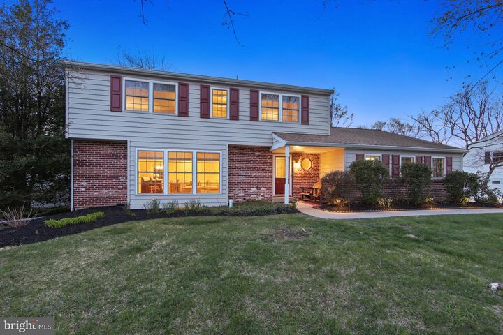 Property Photo: 1386 Station Place PA 19380