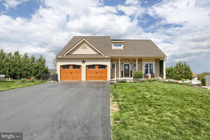 Property Photo:  365 Lynne Drive  PA 17347 