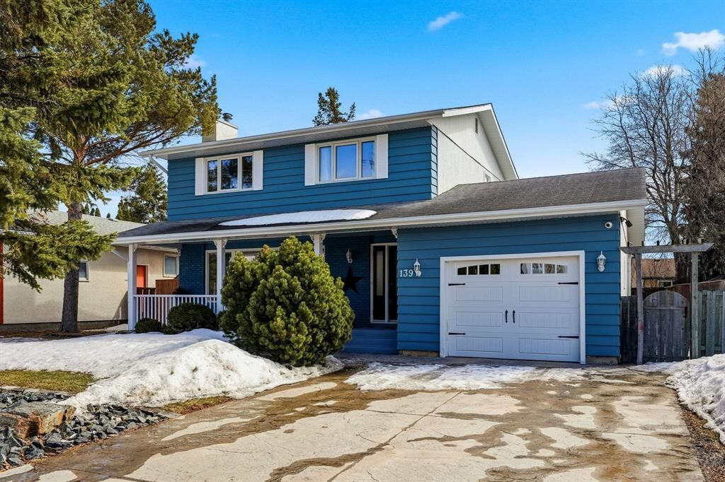 Property Photo:  139 Southmoor Road  MB R2J 2P3 