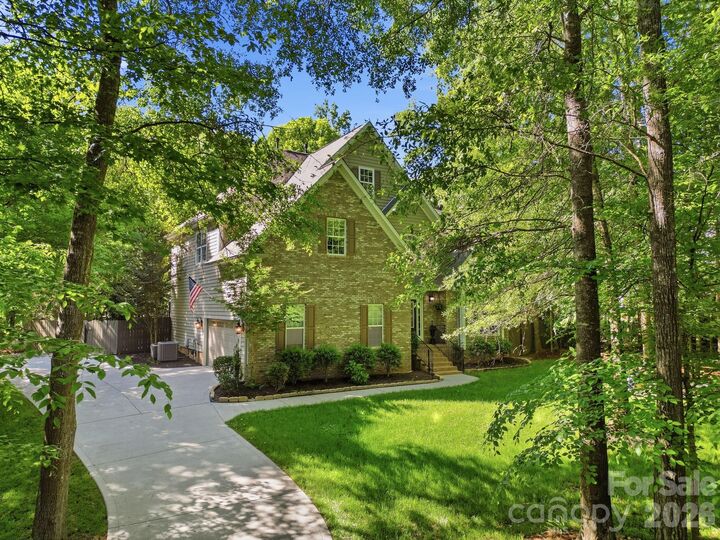 Property Photo:  734 Lynnwood Farms Drive  SC 29715 