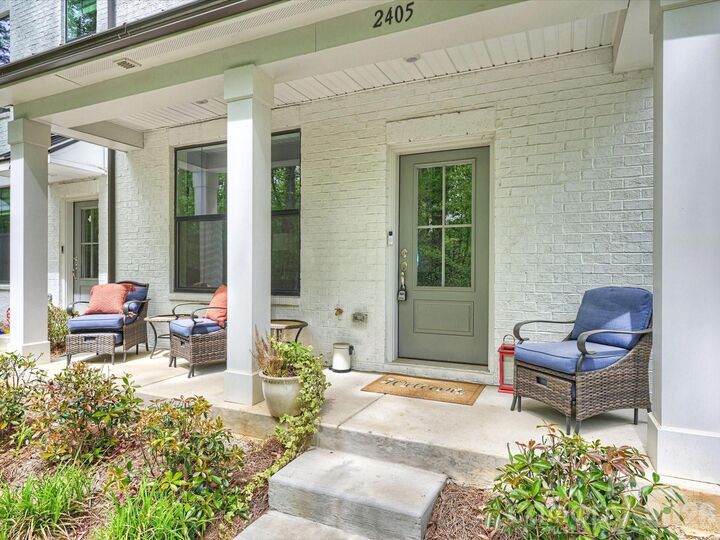 Property Photo:  2405 Magnolia Blossom Way  NC 28211 