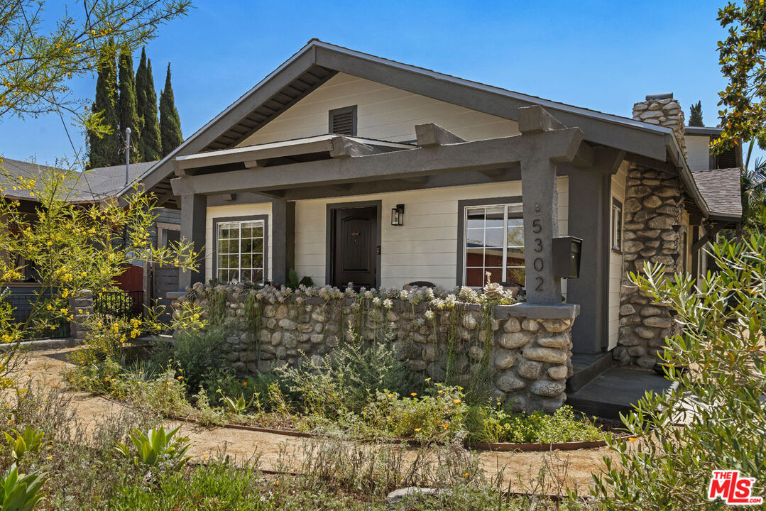 Property Photo:  5302 Irvington Pl  CA 90042 