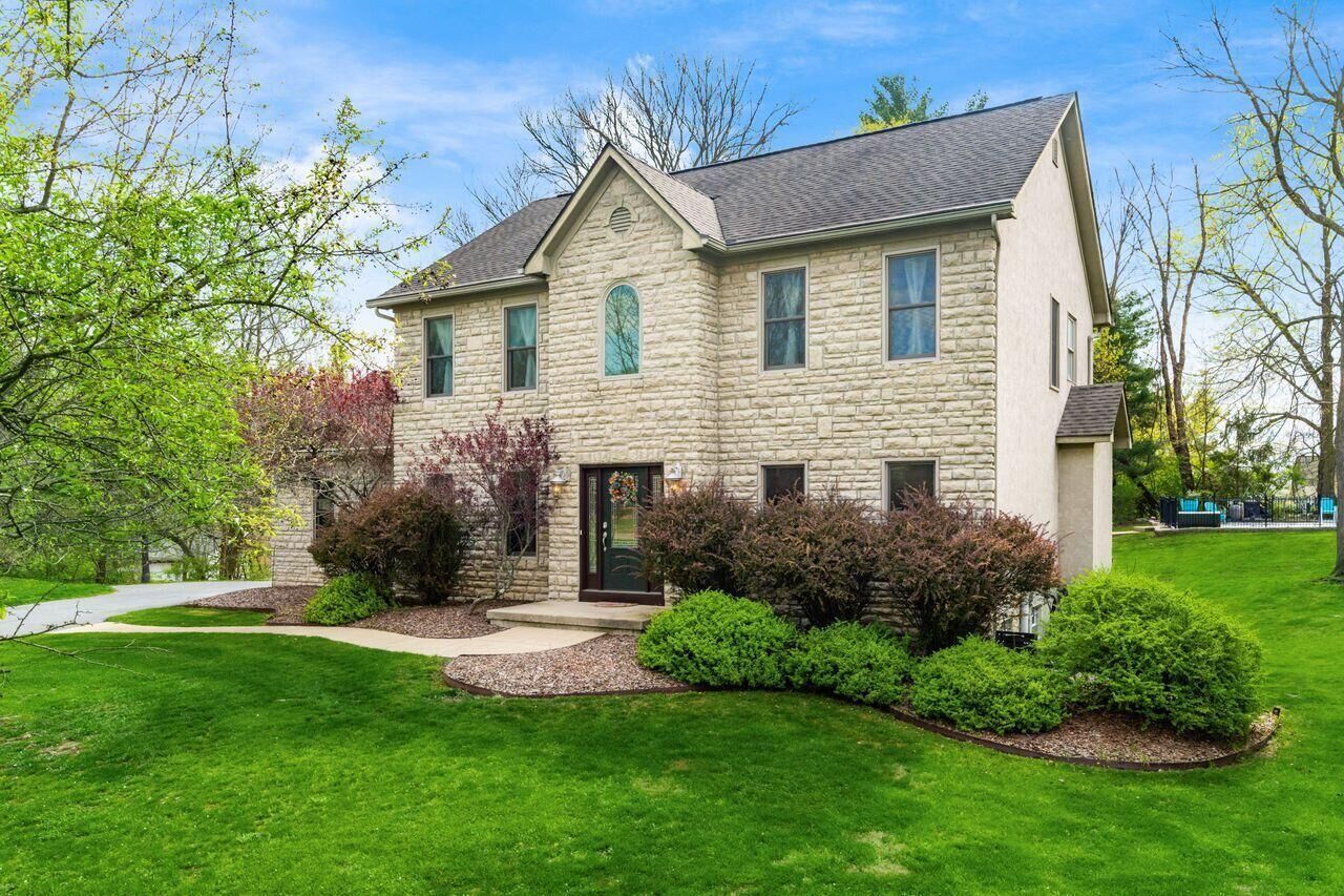 Property Photo:  1781 Ashford Lane  OH 43055 