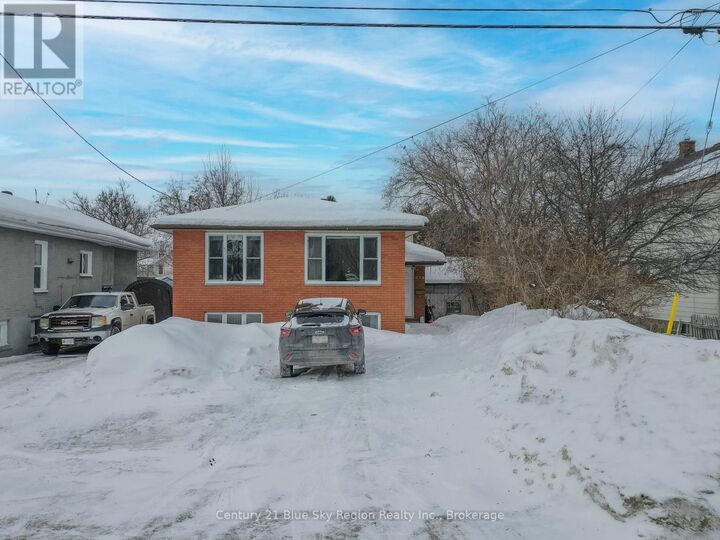 Property Photo:  573 McLeod Street  ON P1B 5S9 