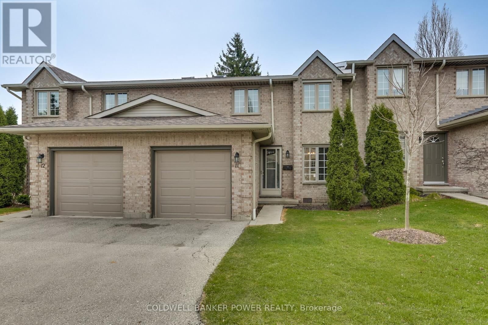 Property Photo:  340 Ambleside Drive 11  ON N6G 4Y5 