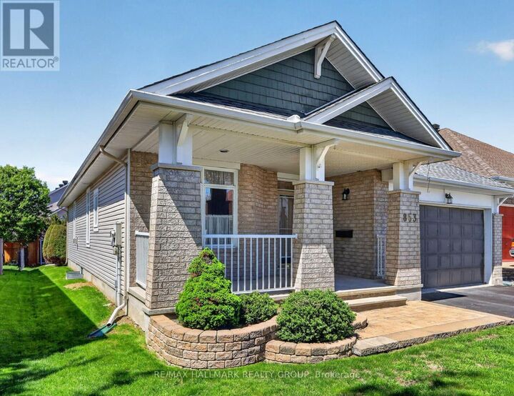 Property Photo:  853 Swallowtail Crescent  ON K4A 4M5 