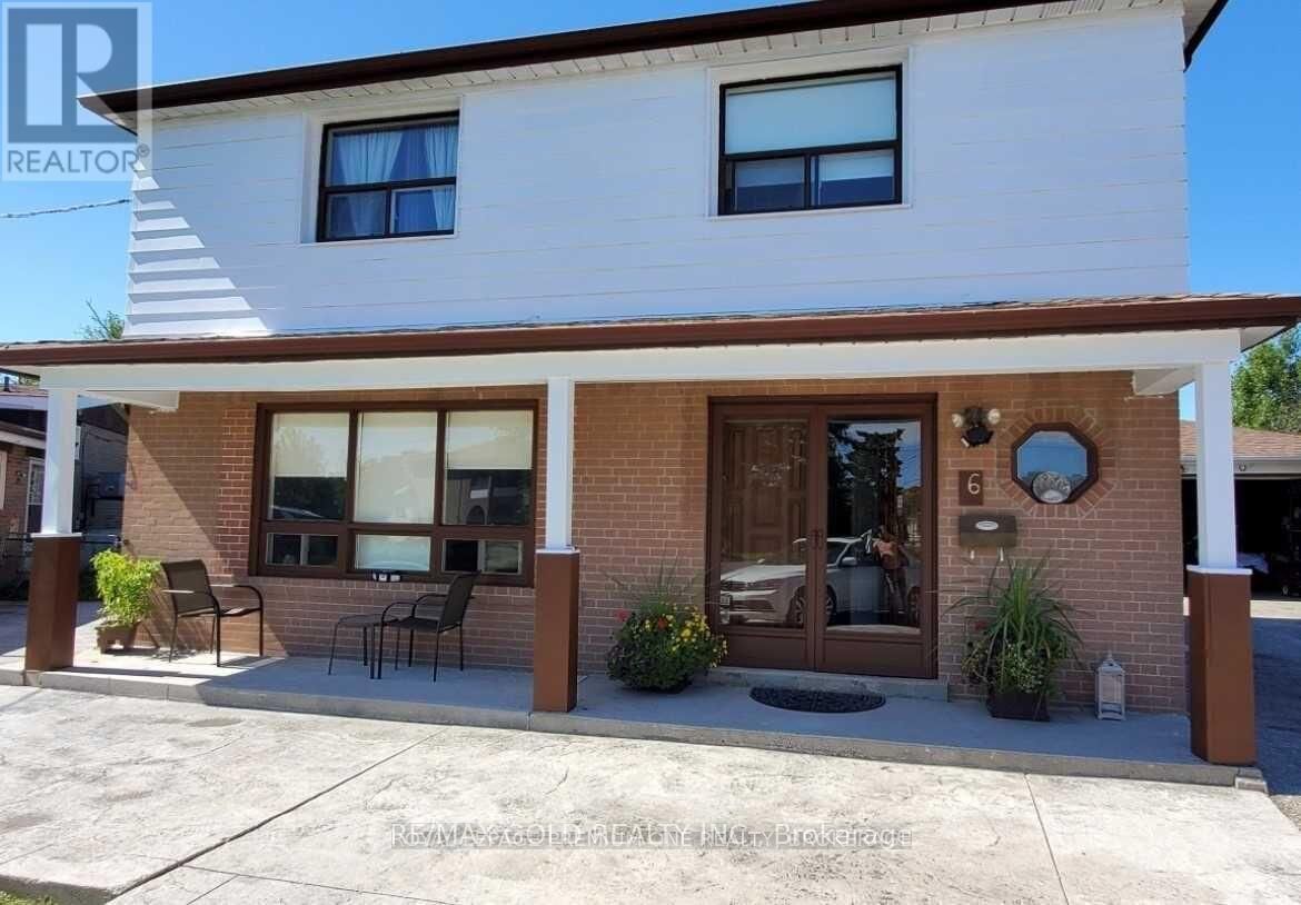 Property Photo: 6 Monaco Court ON M3N 1R8