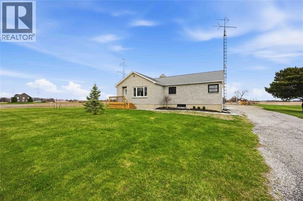 Photo de la propriété:  1600 Courtright Line  ON N0N 1B0 