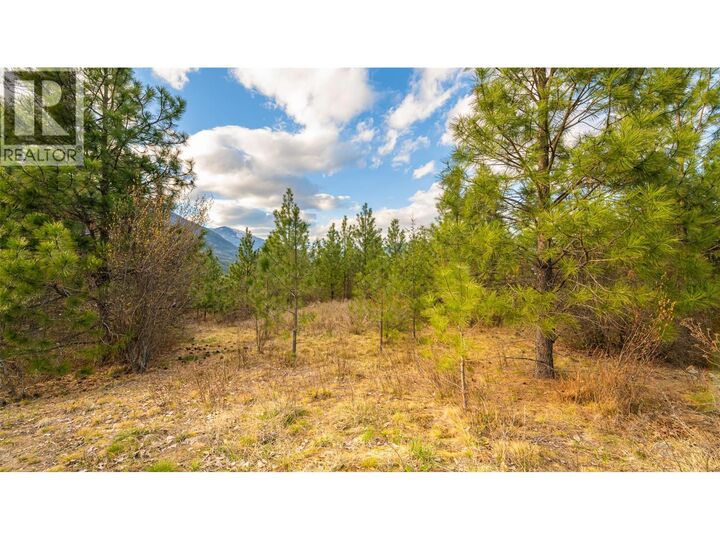 Property Photo:  2075 Highland Crescent  BC V0B 1G7 