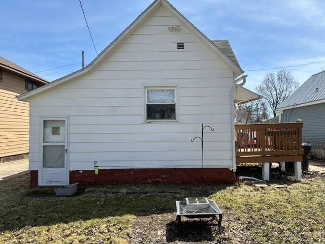 Property Photo:  804 South Peach Avenue  WI 54449 