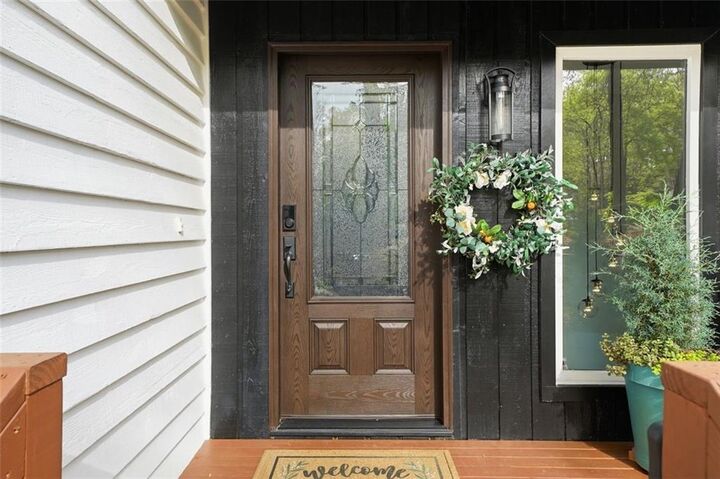 Property Photo: 5266 Weatherwood Trace GA 30068