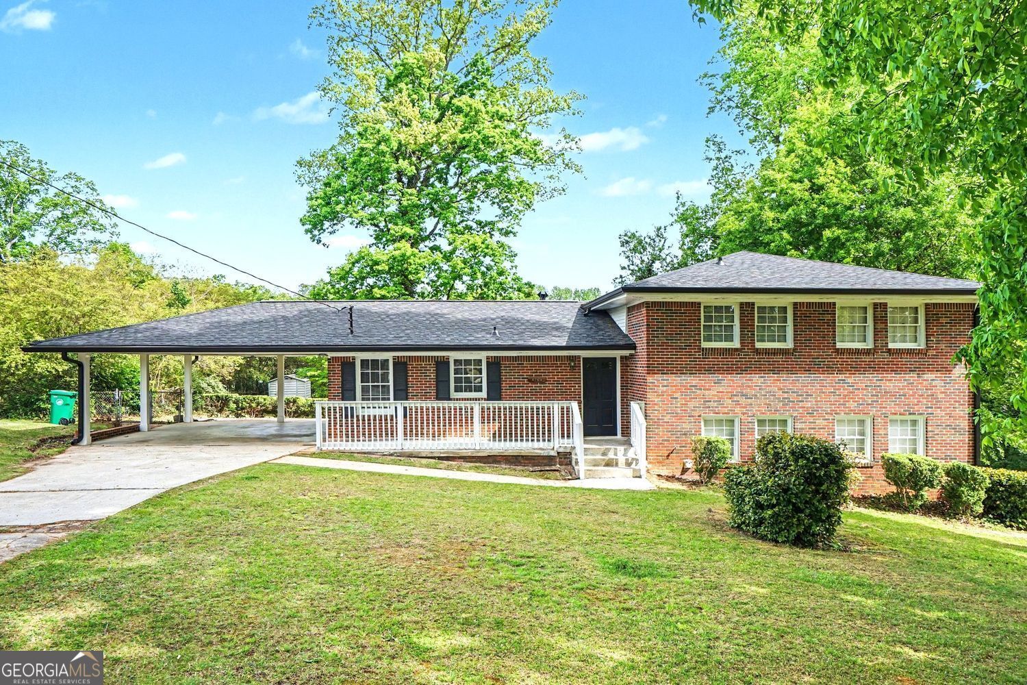 Property Photo:  4264 Oakwoods Court  GA 30083 