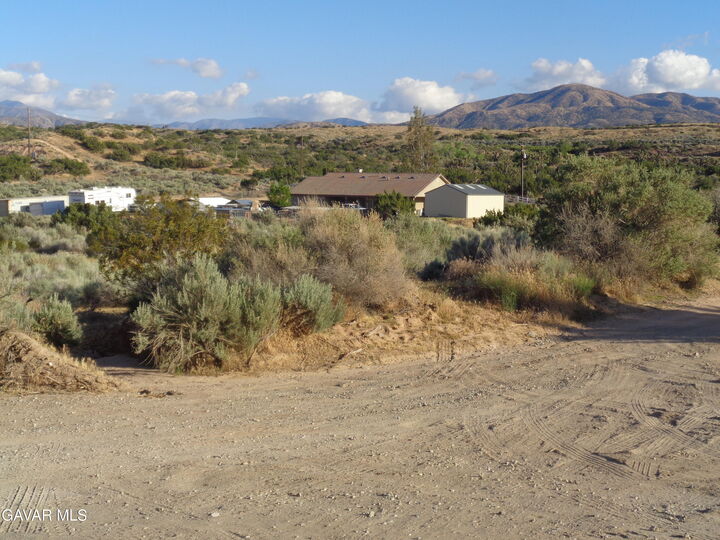 Property Photo:  3500 E Ave T 6  CA 93550 