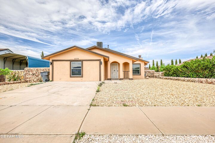 Property Photo: 5729 Saplinas Road TX 79932