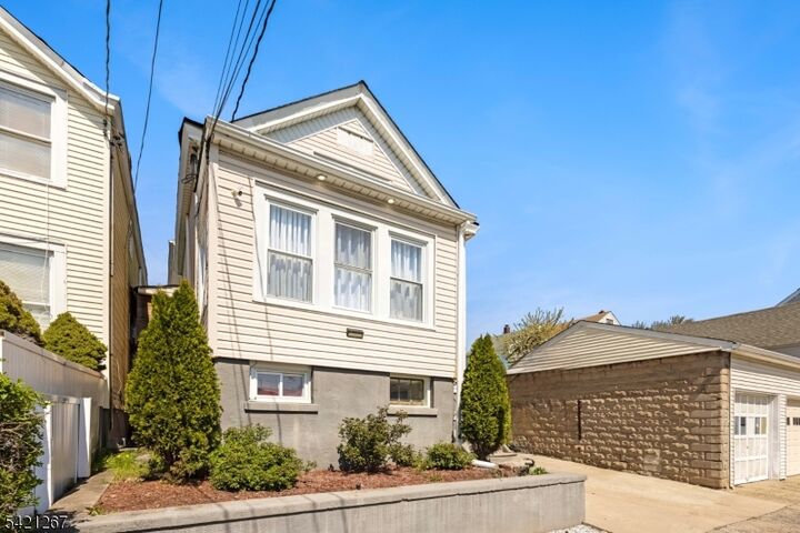 Property Photo:  335 N 9th St  NJ 07508 