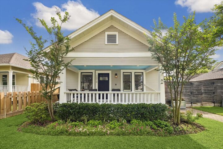 Property Photo:  1310 Tulane Street  TX 77008 