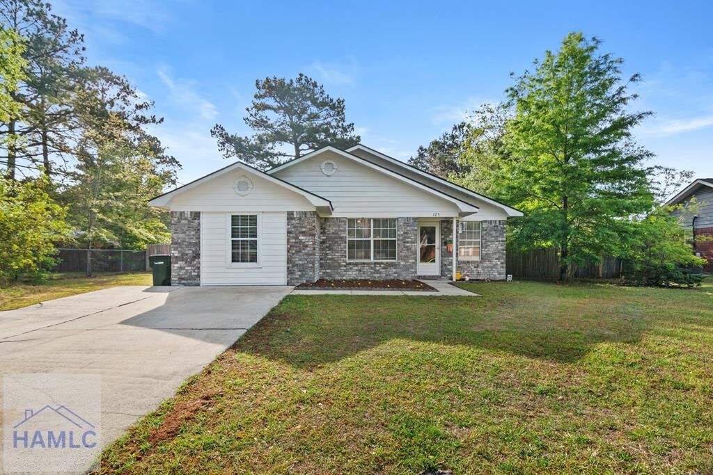 Property Photo:  123 Jamey Lane NE  GA 31313 