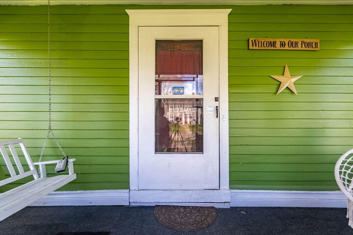 Property Photo:  921 S Olive Street  MO 65265 