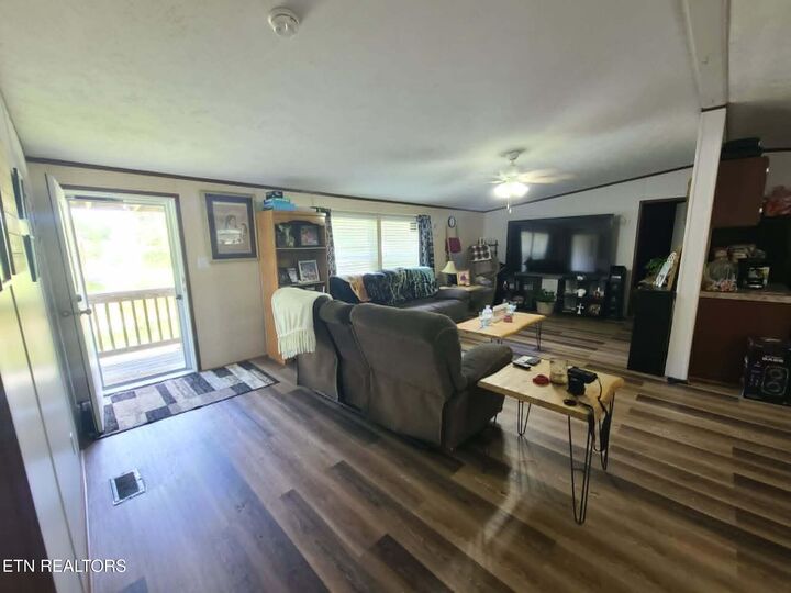 Property Photo: 468 Sugar Loaf Rd TN 37865