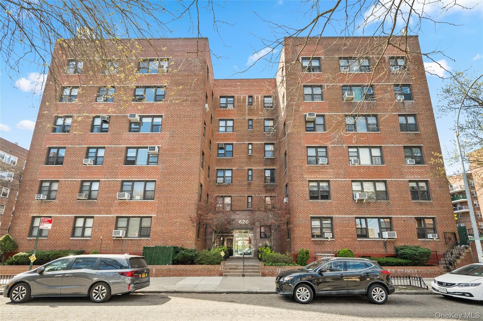 Property Photo:  620 West 239th Unit 4A  NY 10463 
