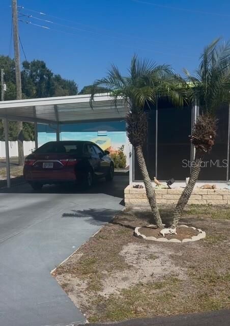 Property Photo:  32 Siesta Circle W  FL 34229 