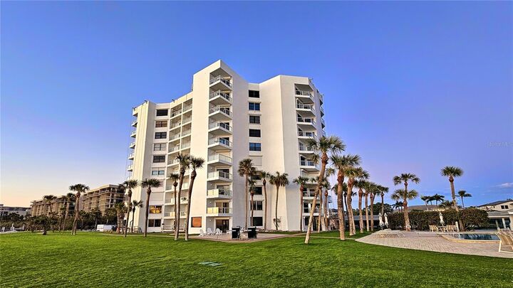 Property Photo:  1000 Longboat Club Road 304  FL 34228 